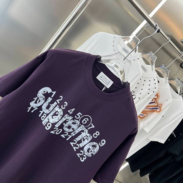 超話題!シュプリーム エムエムシックス 偽物 プリントTシャツ ナンバリング ロゴ Max72293